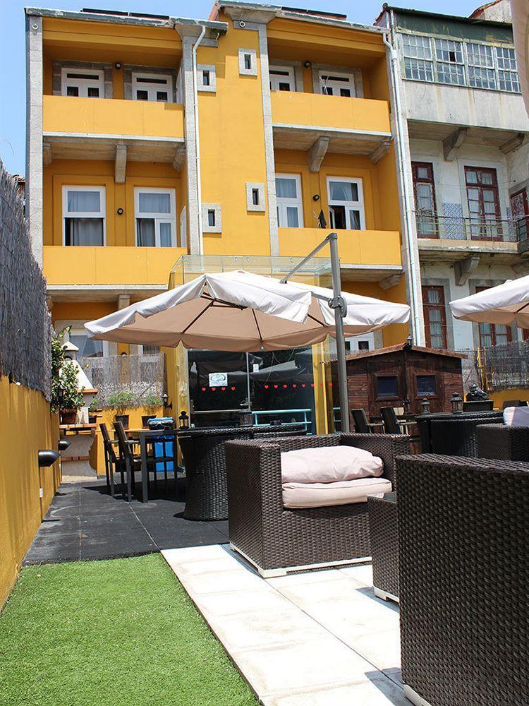 Cats Porto Hostel Exterior photo